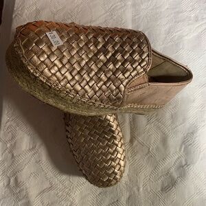 Women’s sparkle runners